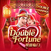 Tay vợt tennis đang giao bóng